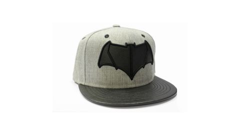 Casquette Grise Logo Noir Batman VS Superman