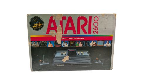 Console Atari 2600 avec boîte d'Origine (Boîte Abîmée)