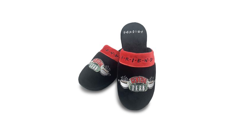 Chaussons Friends Central Perk rouges et noirs